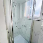 Modern 1br & 1lr Apartment, 10 Min Walk To Center * Gand