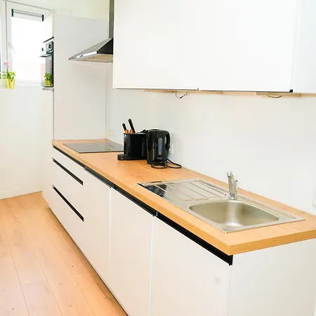 Apartamento Modern 1br & 1lr Apartment, 10 Min Walk To Center *