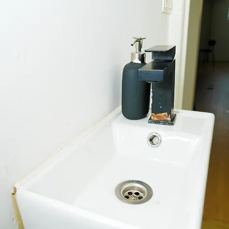 Apartamento Modern 1br & 1lr Apartment, 10 Min Walk To Center Gante